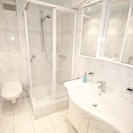 Landhaus Inn 3*